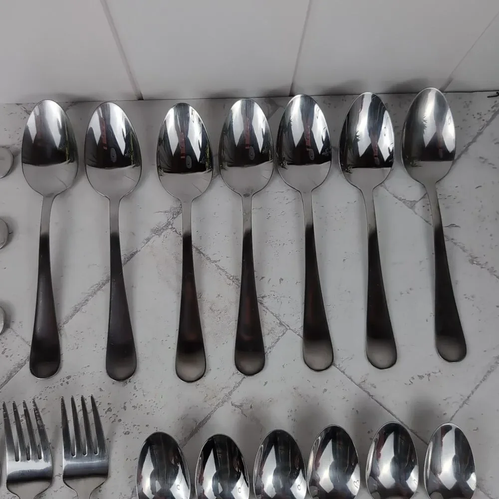 Mikasa Satin Symmetry Sincerity 38 Pieces 18/0 Stainless Flatware Gourmet Basics
